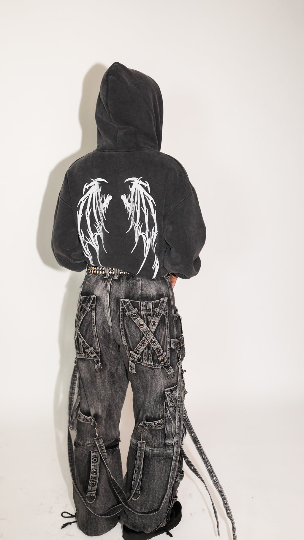 GHOST ZIP UP HOODIE