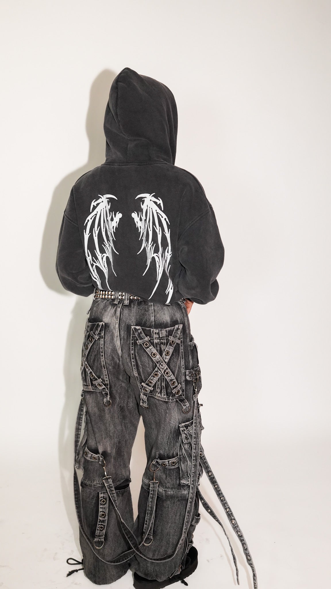 GHOST ZIP UP HOODIE