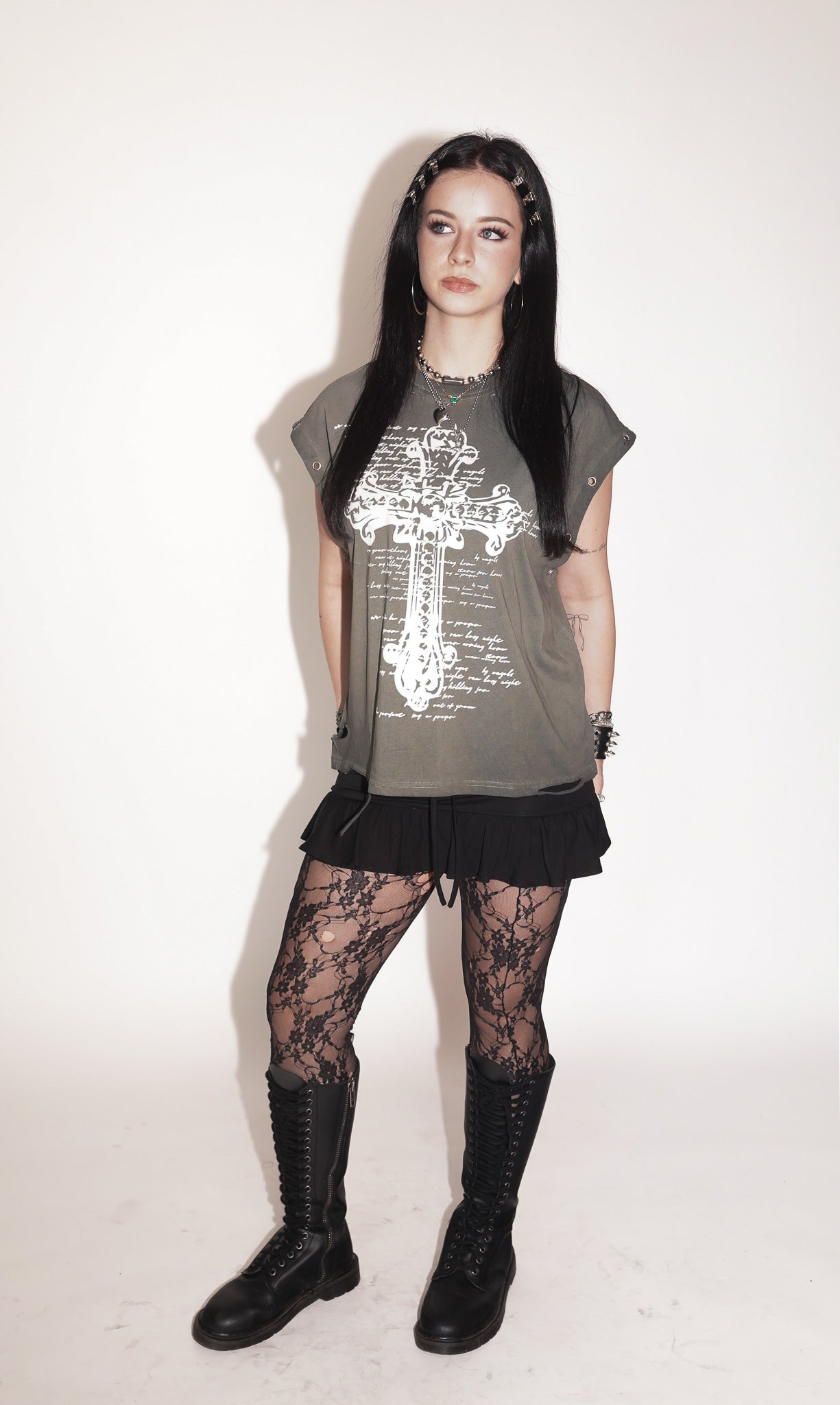 GHOST EYELET DISTRESSED TANK