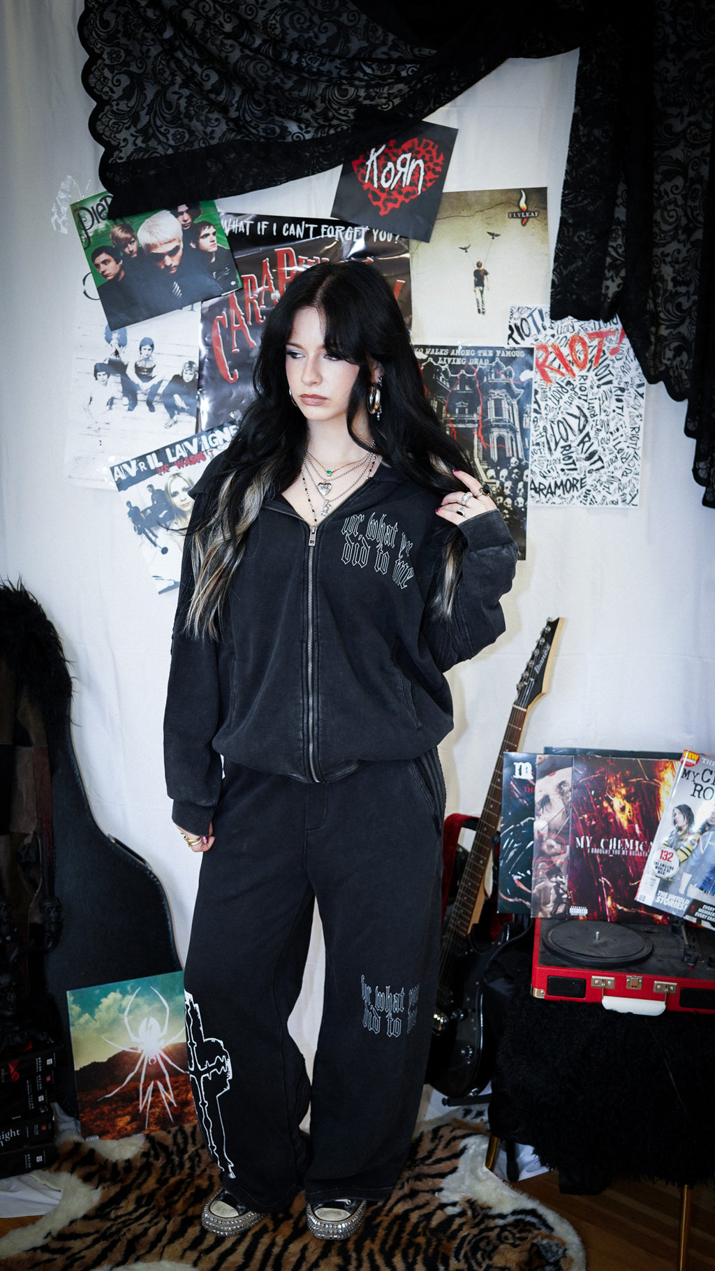 TO THE ROSARY ZIP UP HOODIE