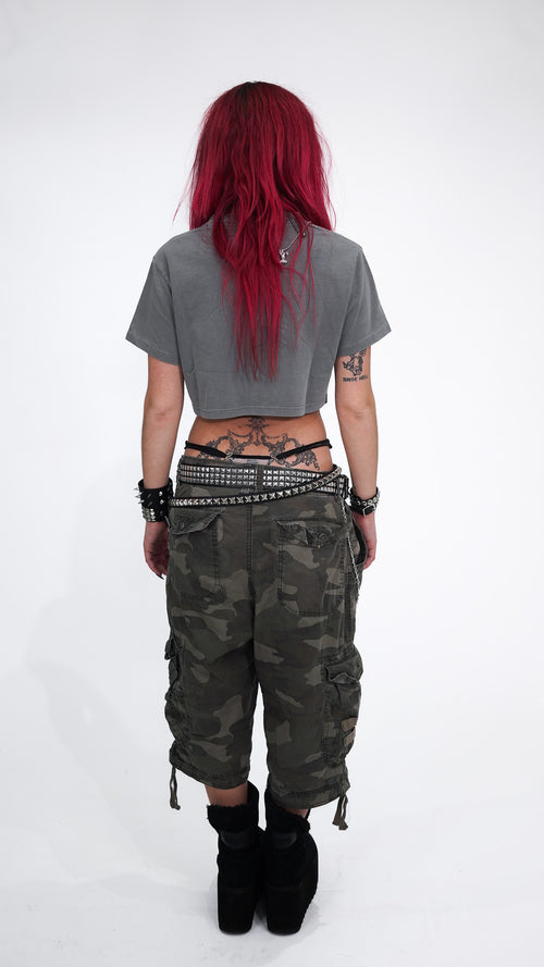 SPIKE CROPPED TEE