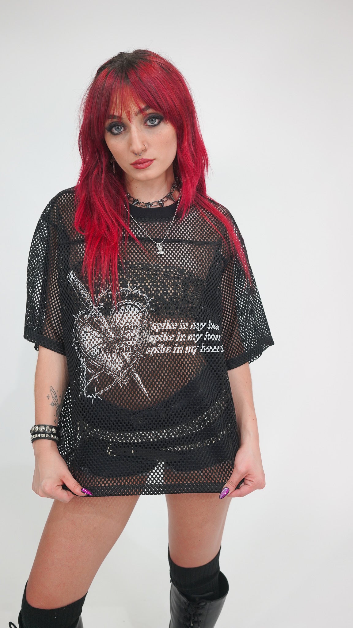 SPIKE NETTED TEE